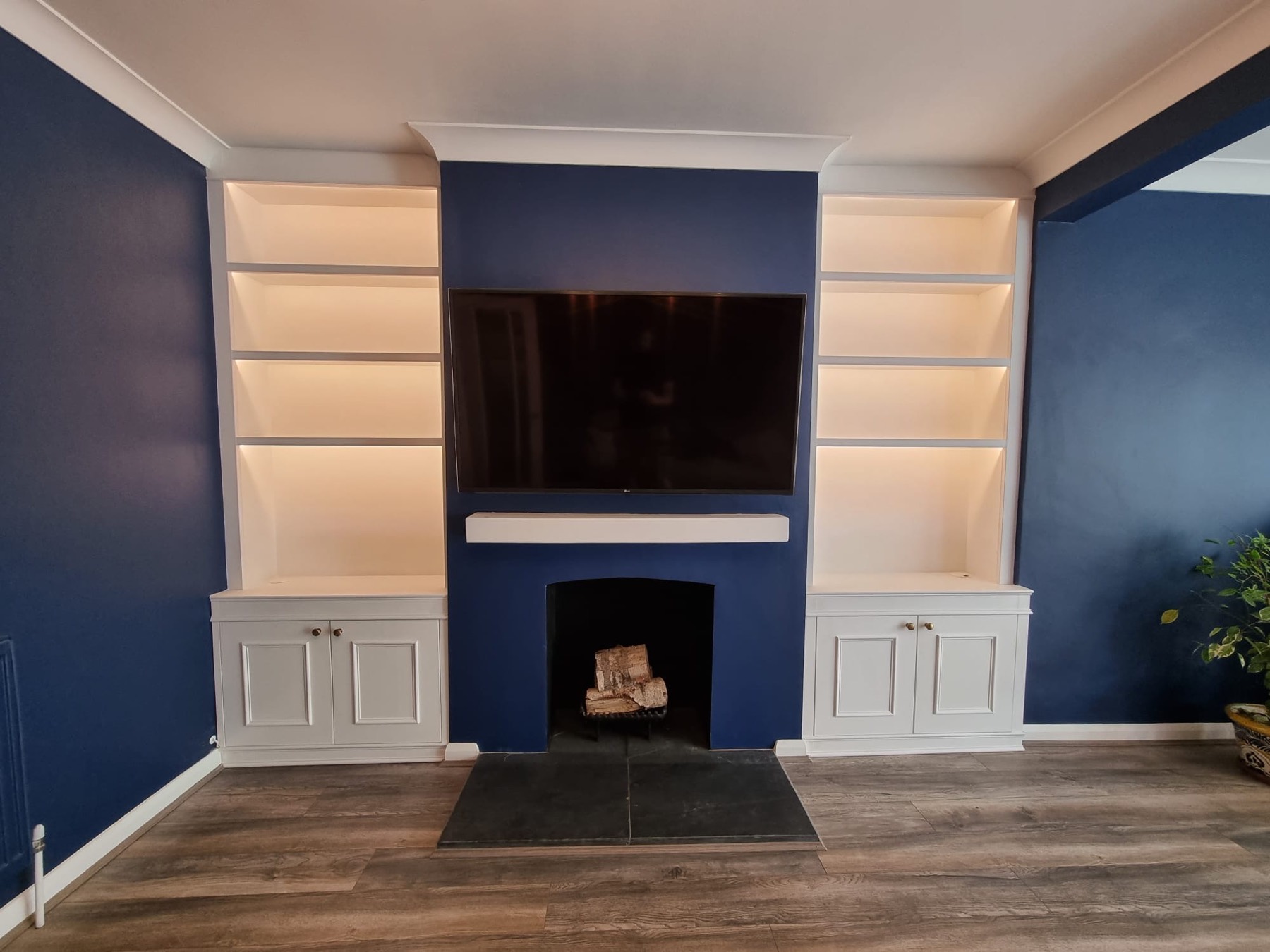 Alcove cabinetry and shelving